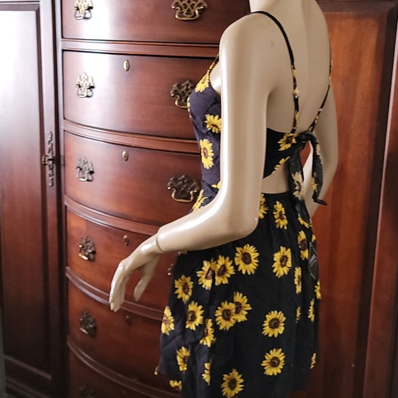 Zaful Dresses Daisys Summer Dress Poshmark
